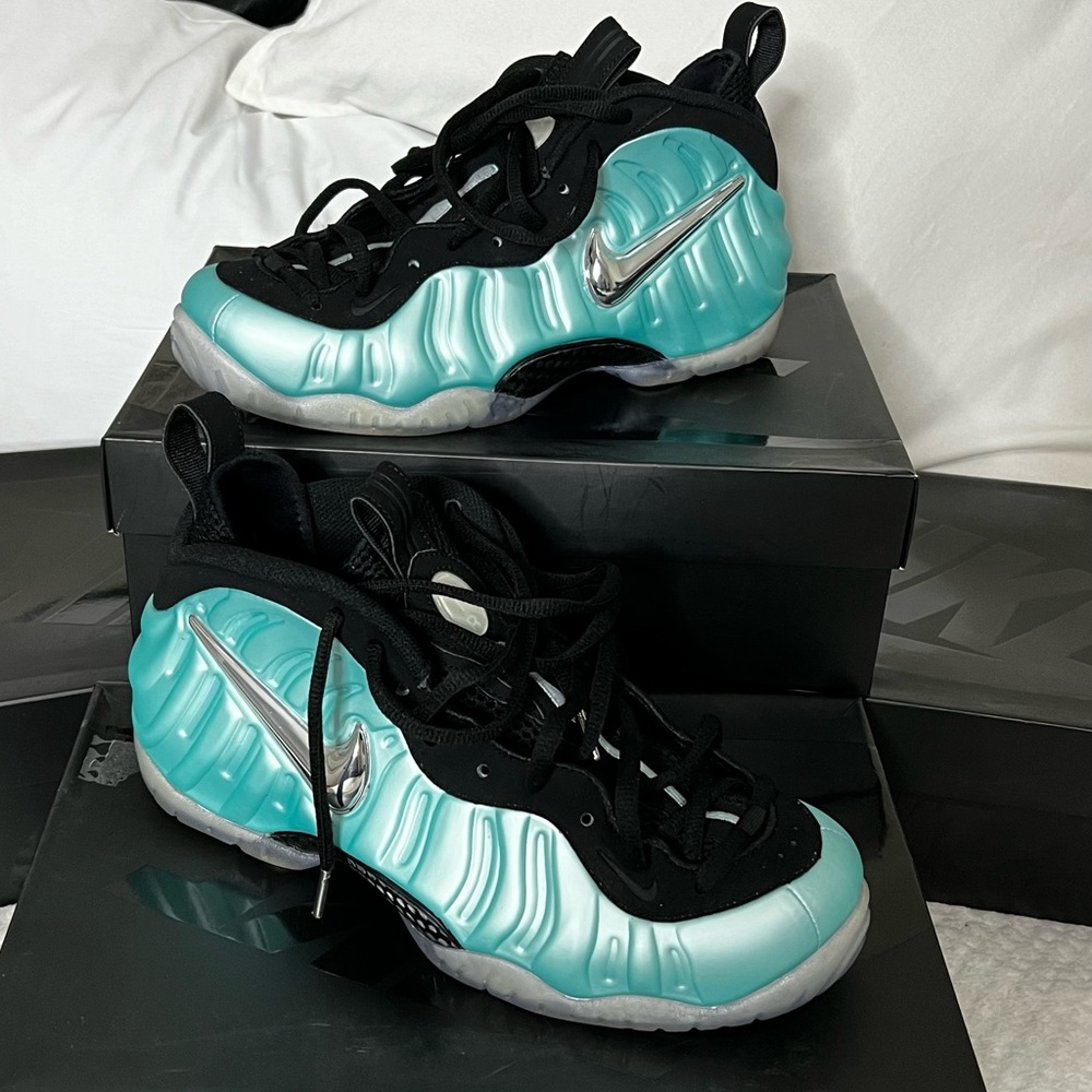 Nike Air Foamposite Pro Island Green 624041 303 Men Size 9.5 Like New